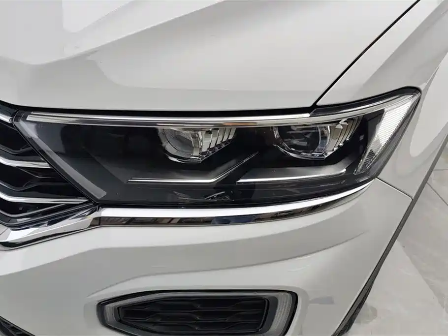 Volkswagen T-ROC 2019 230TSI DSG 2WD Progressive Version China VI фото 5