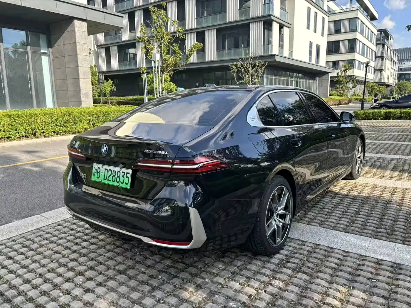 BMW i5 2025 2024 eDrive 35L Premium Luxury Package