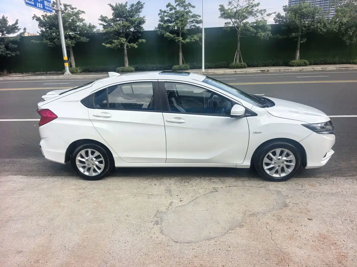 Honda Gienia 2017 2017 1.5L CVT Comfort Edition