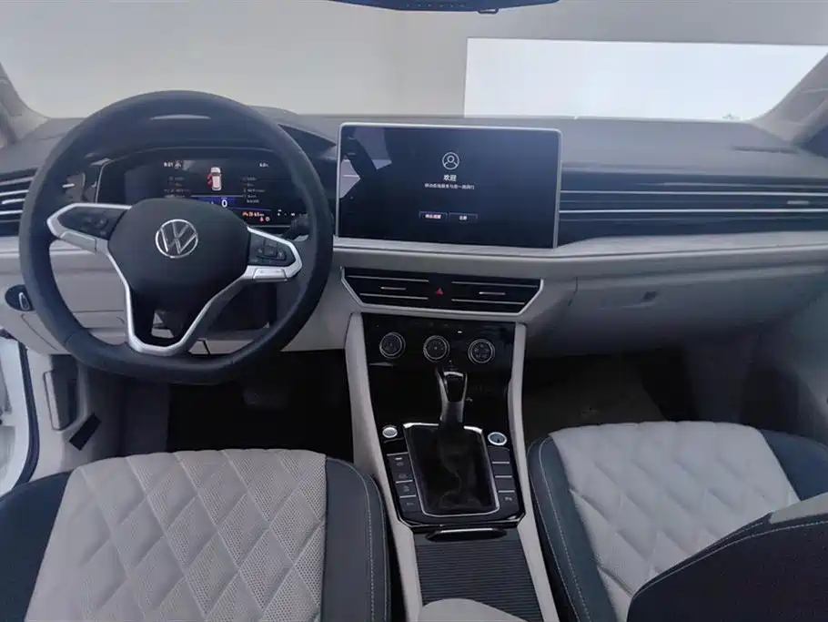 Volkswagen Sagitar 2023 300TSI DSG Surpassing Edition фото 12