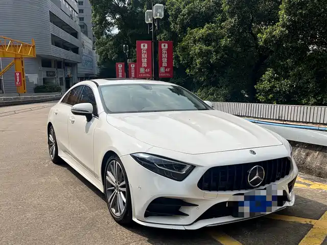 MERCEDES-BENZ CLS