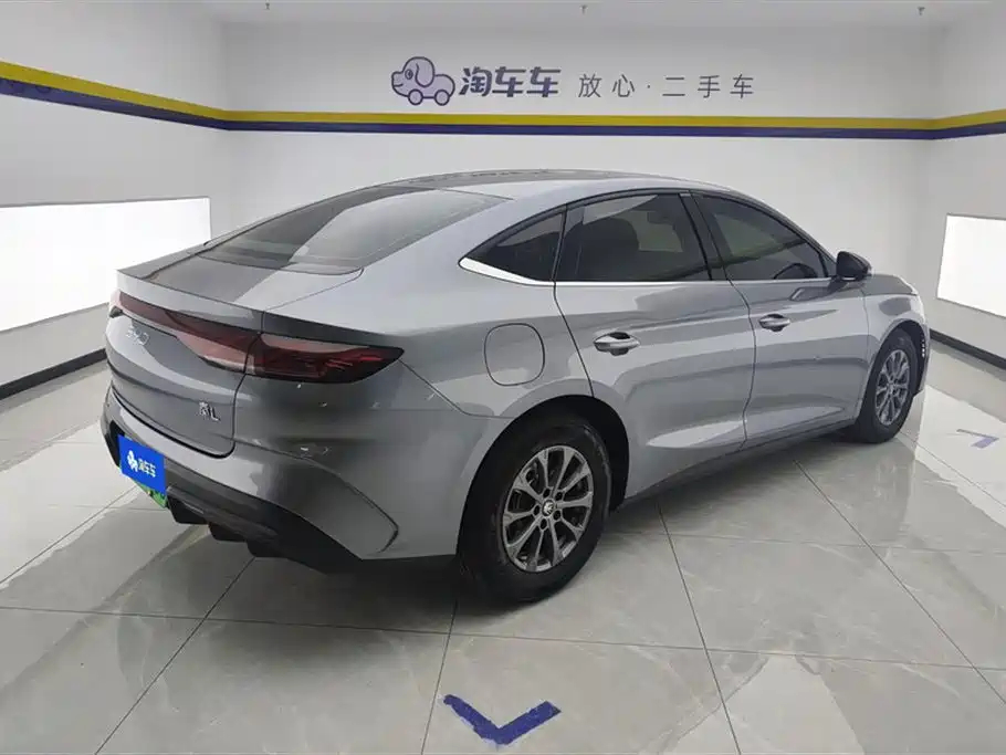 BYD Qin L 2024 DM-i 80KM Leading Edition фото 3