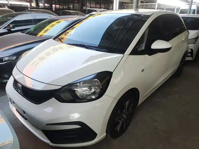 Honda Fit 1.5L CVT, с люком