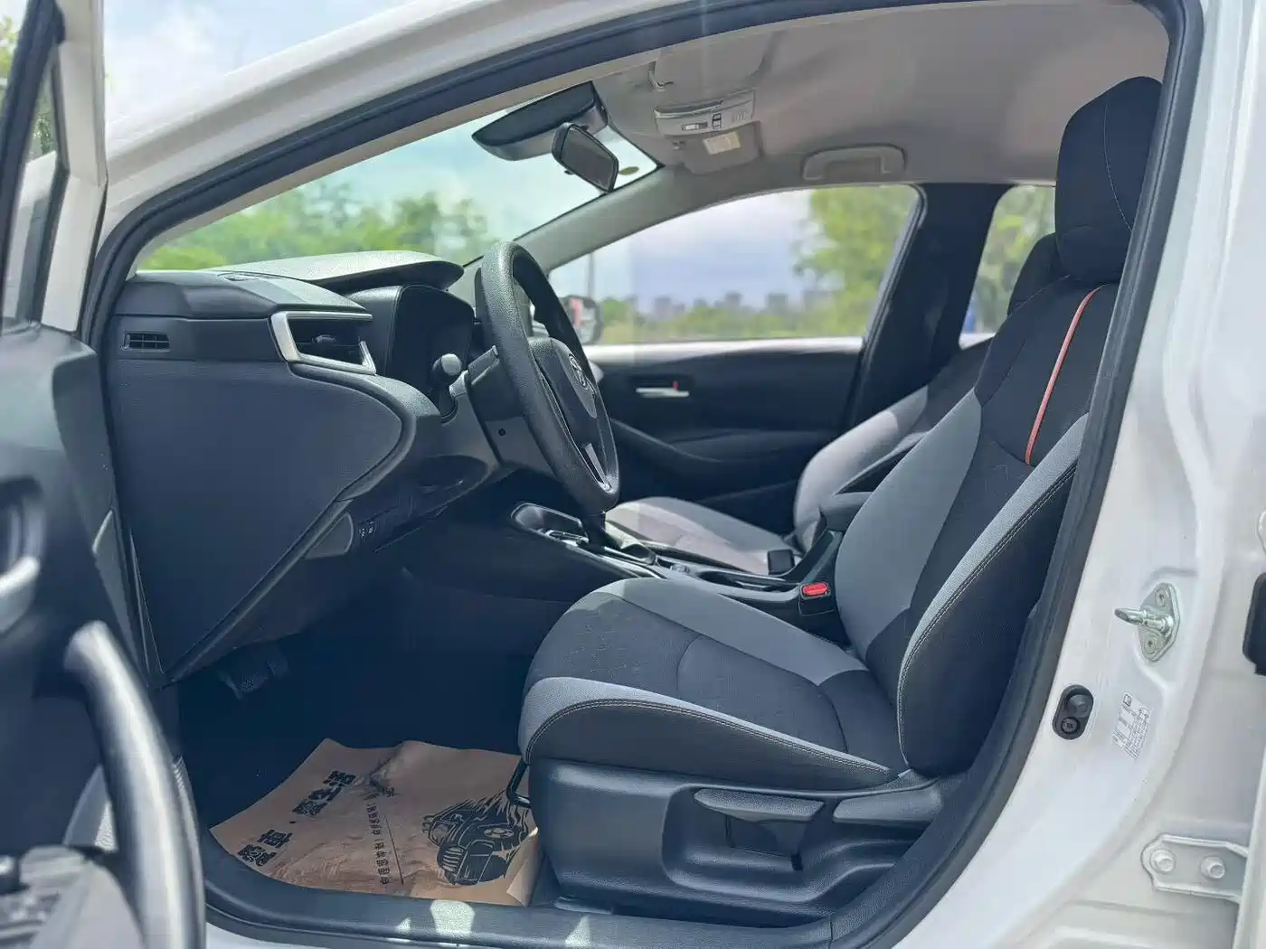 Toyota Corolla 2023 1.2T Pioneer Edition фото 9