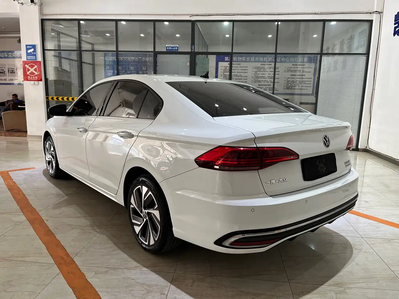 Volkswagen Bora 2023 200TSI DSG Yuexing PRO Edition фото 6