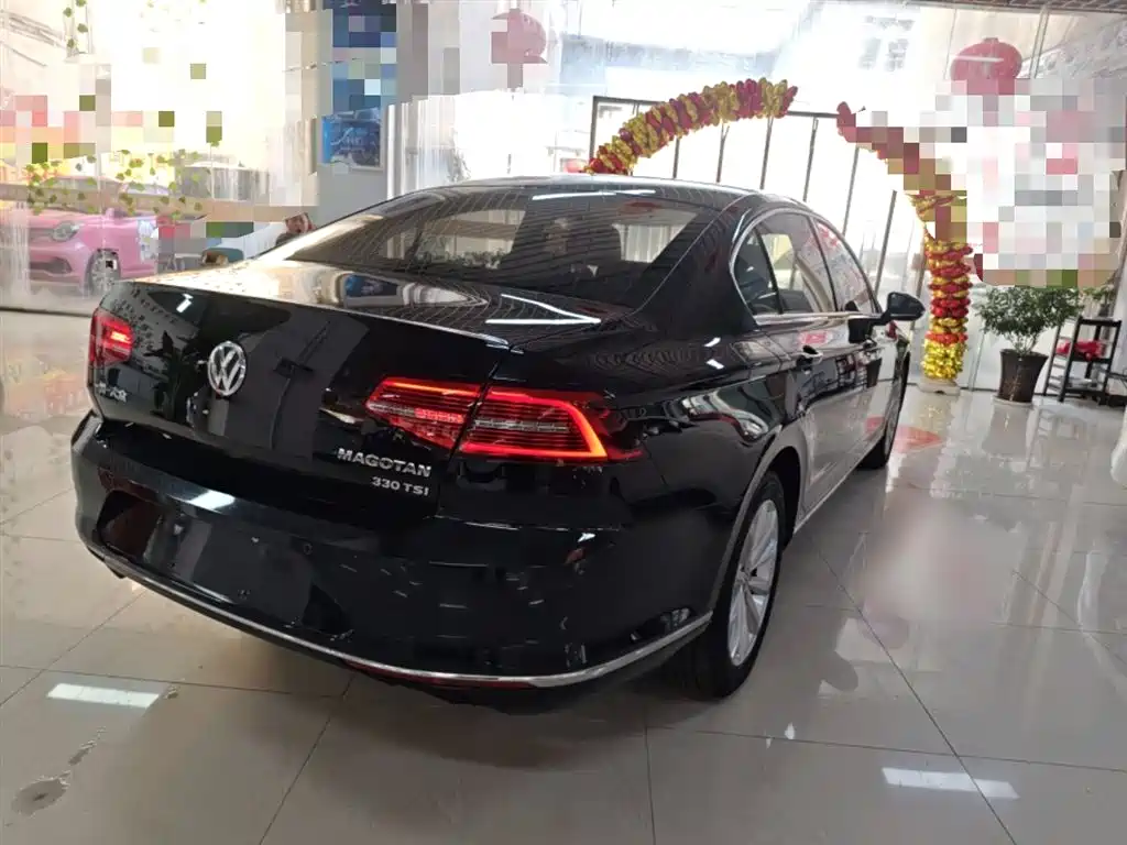 Volkswagen Magotan 2018 330TSI DSG Leading фото 5
