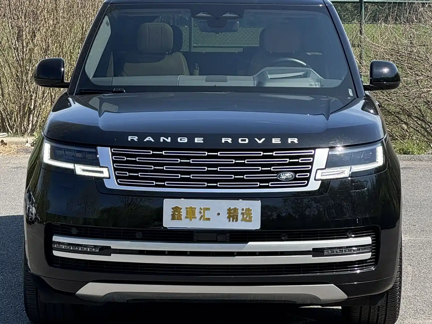 Land Rover Range Rover 2024 3.0 L6 400PS Genesis Extended фото 2