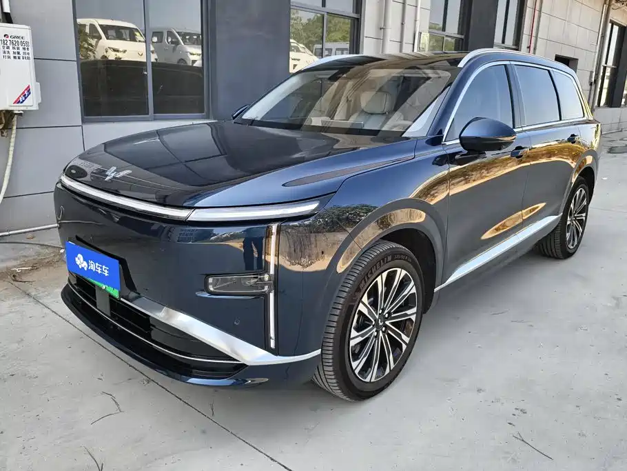 Wuling Motors Wuling Starlight L 2026 2026 1.5L Base Model