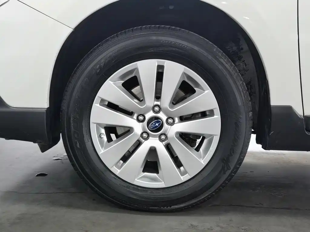 Фото 17 - Subaru Outback