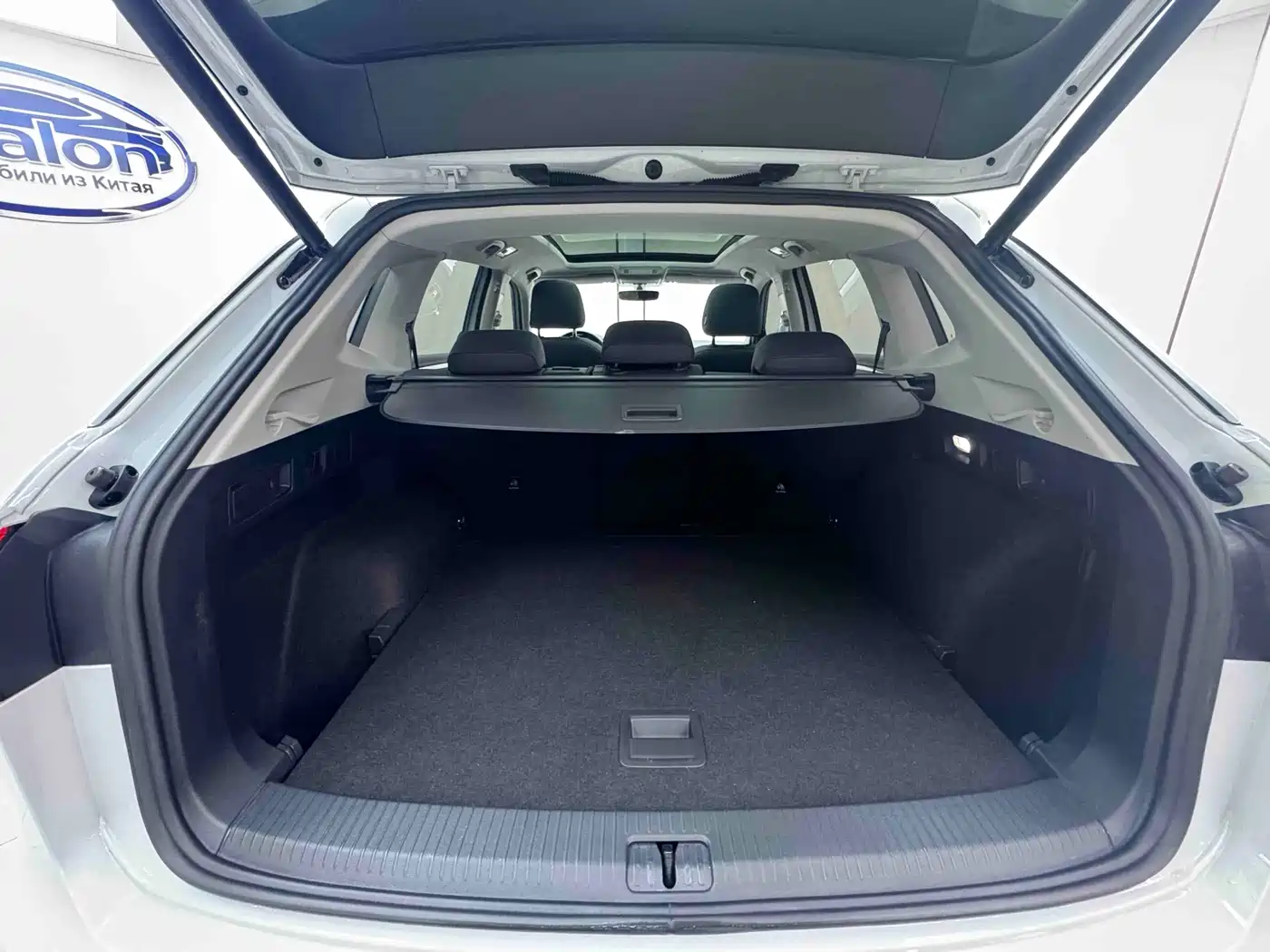 Volkswagen Tayron 2022 280TSI 2WD Luxury Smart Connect Edition фото 18