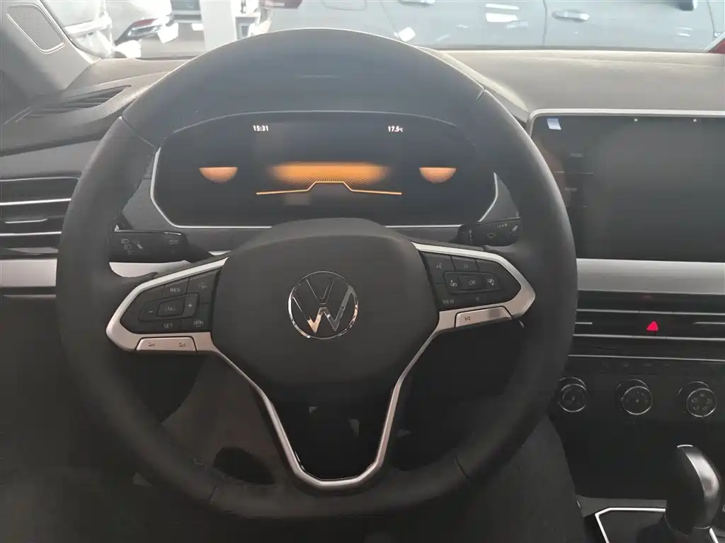 Volkswagen Lavida 2023 280TSI DSG Comfort Edition фото 3