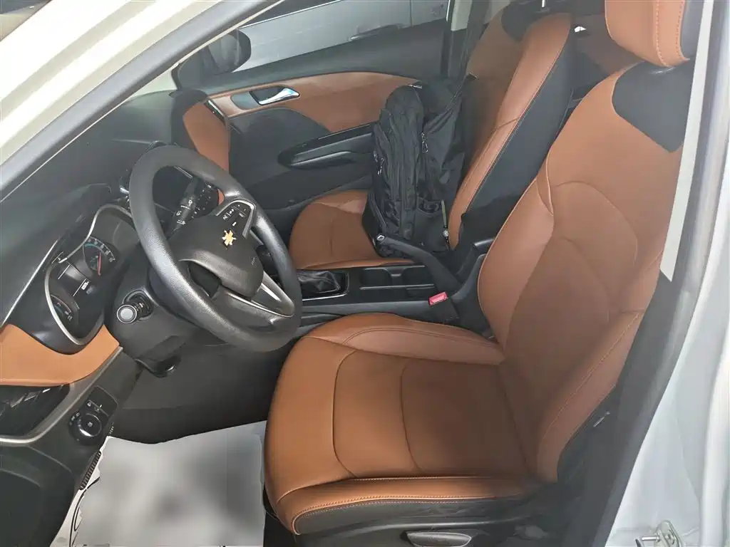 Chevrolet Cavalier 2016 Model 1.5L Automatic Delight Edition фото 15