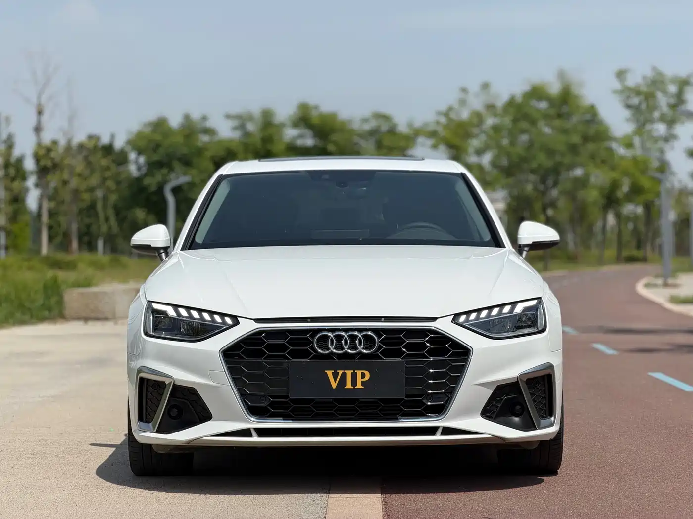 Audi A4L 2020 40 TFSI Fashion Elegance фото 2