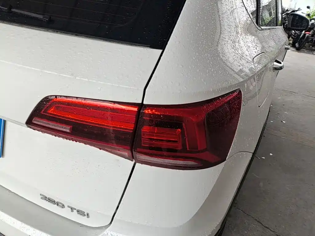 VOLKSWAGEN TUYUE