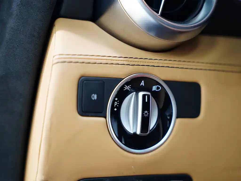 Mercedes-Benz SLS AMG 2011 SLS AMG фото 28