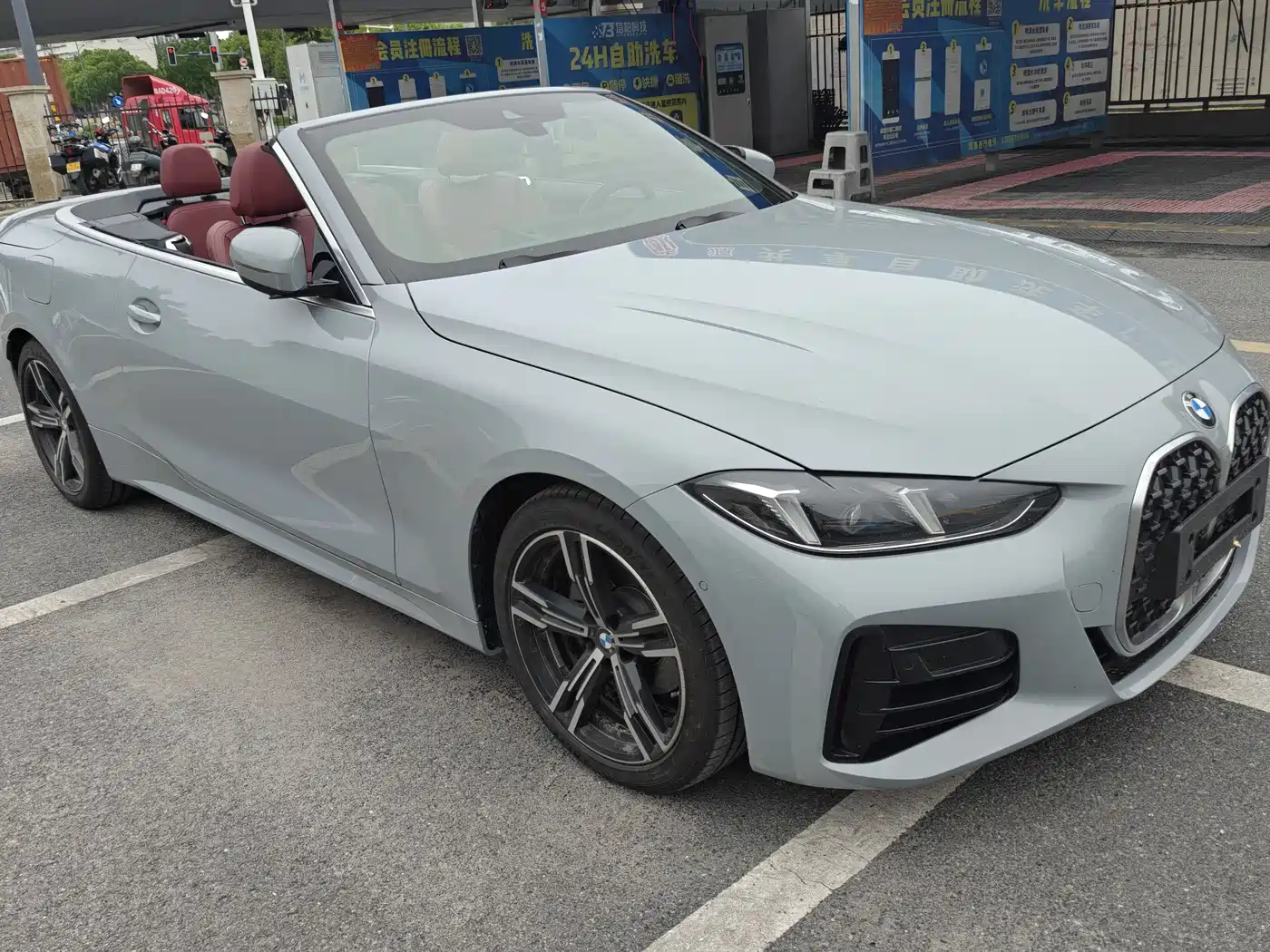 BMW 4 Series 2024 425i Convertible M Sport Package фото 3