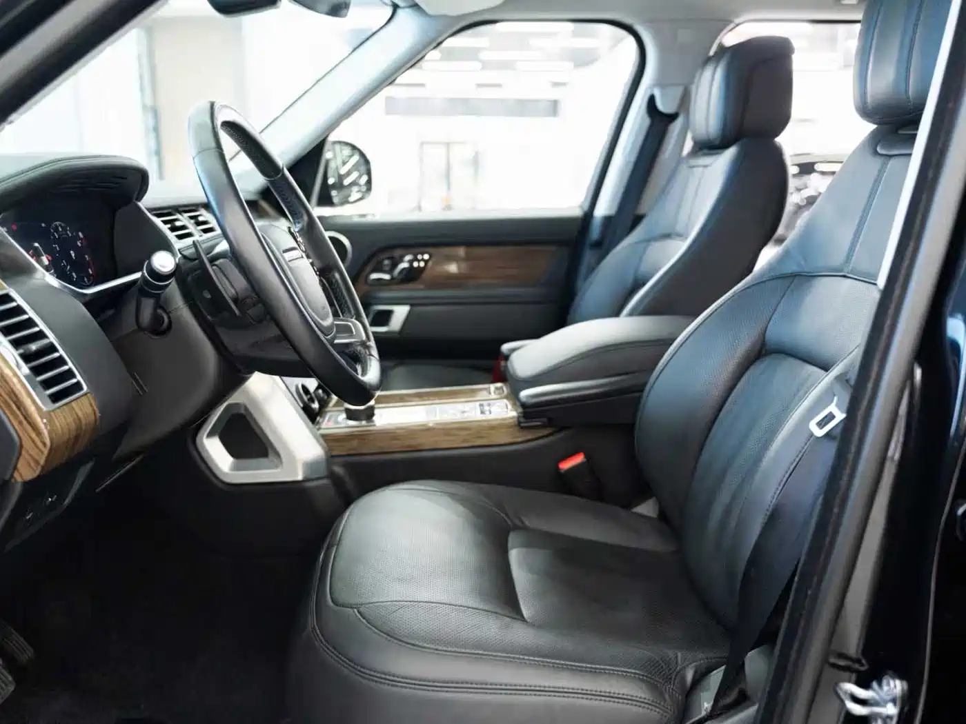 Land Rover Range Rover 2019 3.0 SCV6 Heritage Edition фото 7