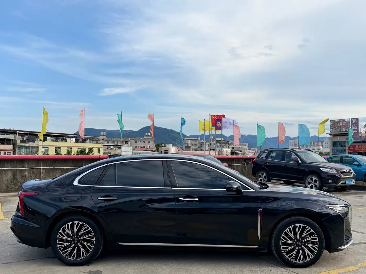Hongqi HONGQI H5