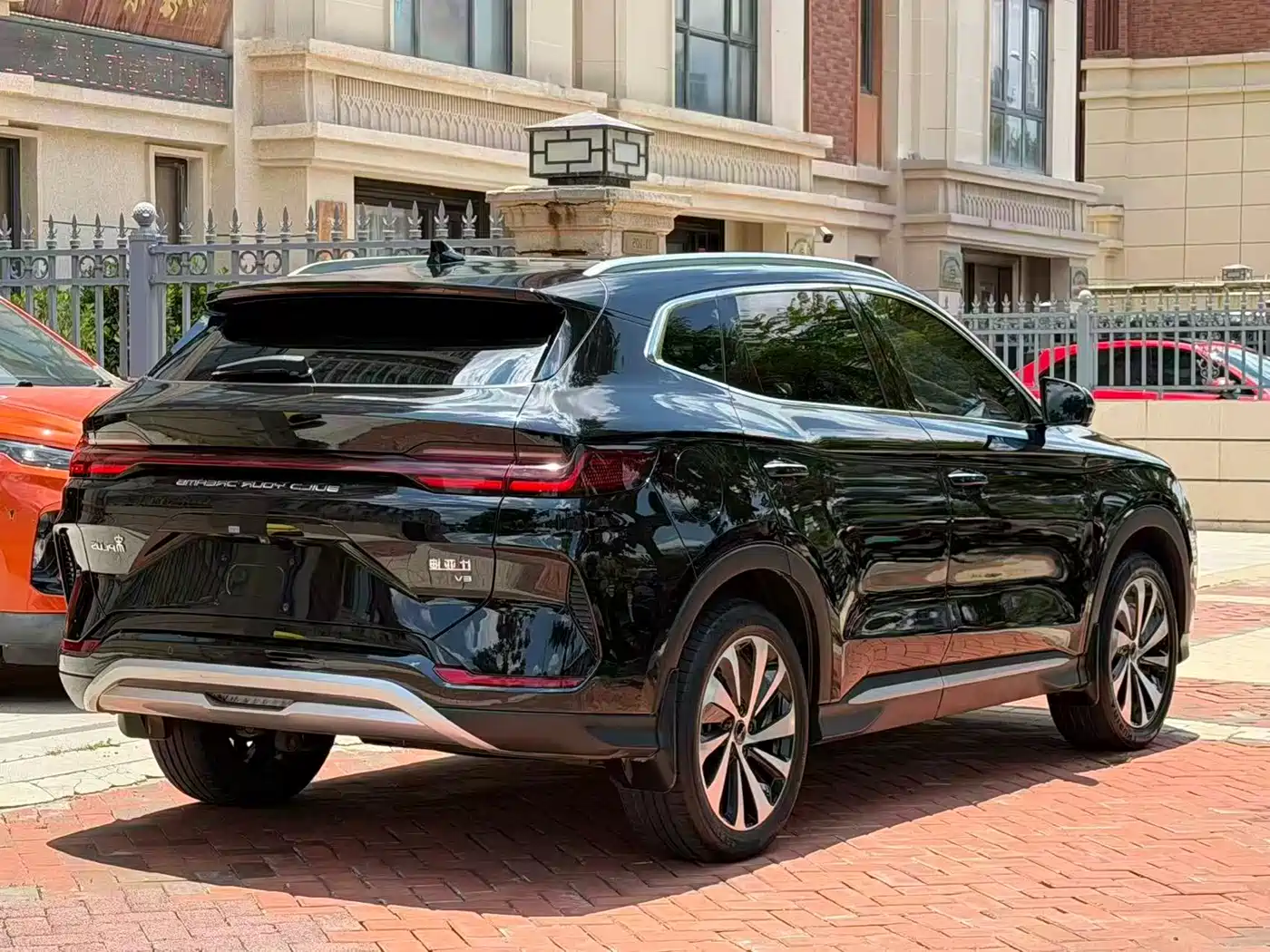 BYD Song PLUS PHEV 2023 Champion Edition EV 520KM Flagship фото 7