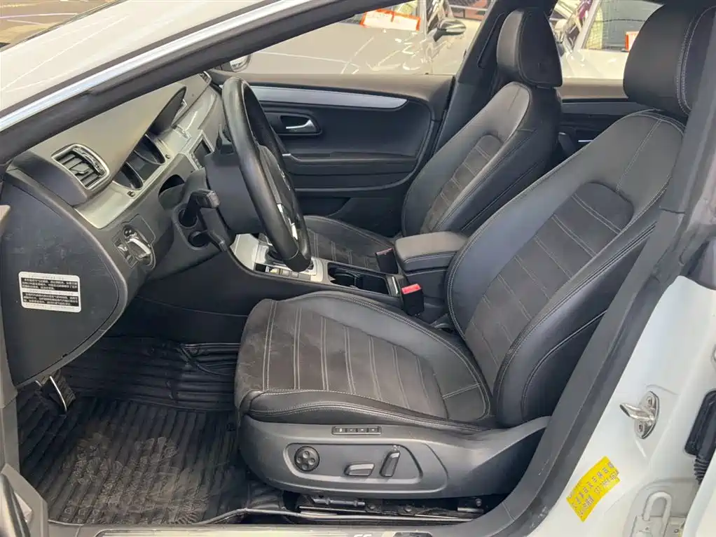 Volkswagen FAW-Volkswagen CC 2018 1.8TSI Premium фото 20