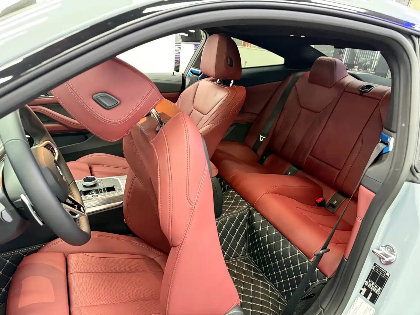 BMW 4 Series 2024 430i M Sport Shadow Edition фото 10