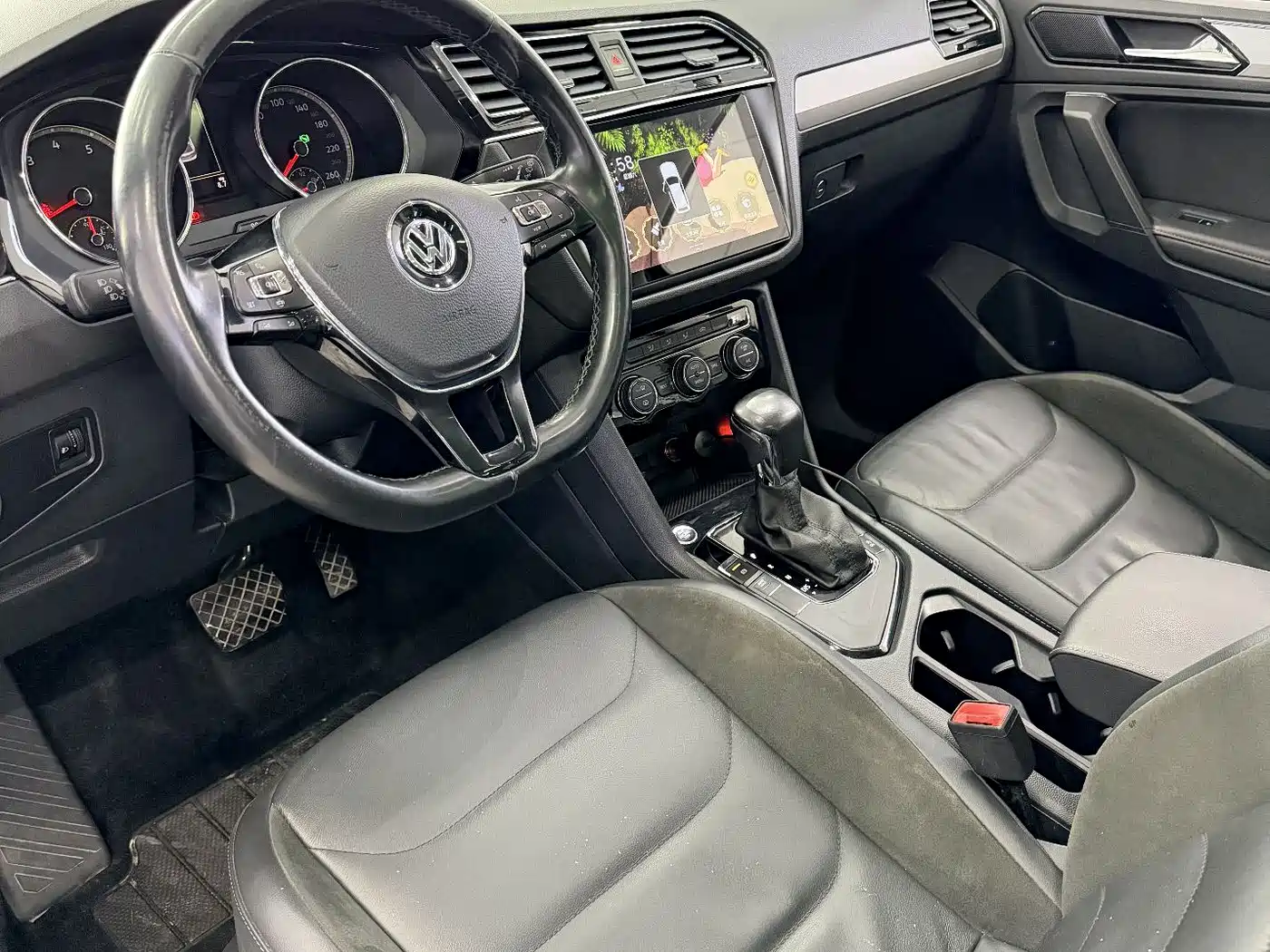 Volkswagen Tiguan L 2019 330TSI Automatic 2WD Panorama Comfort Edition China VI фото 20