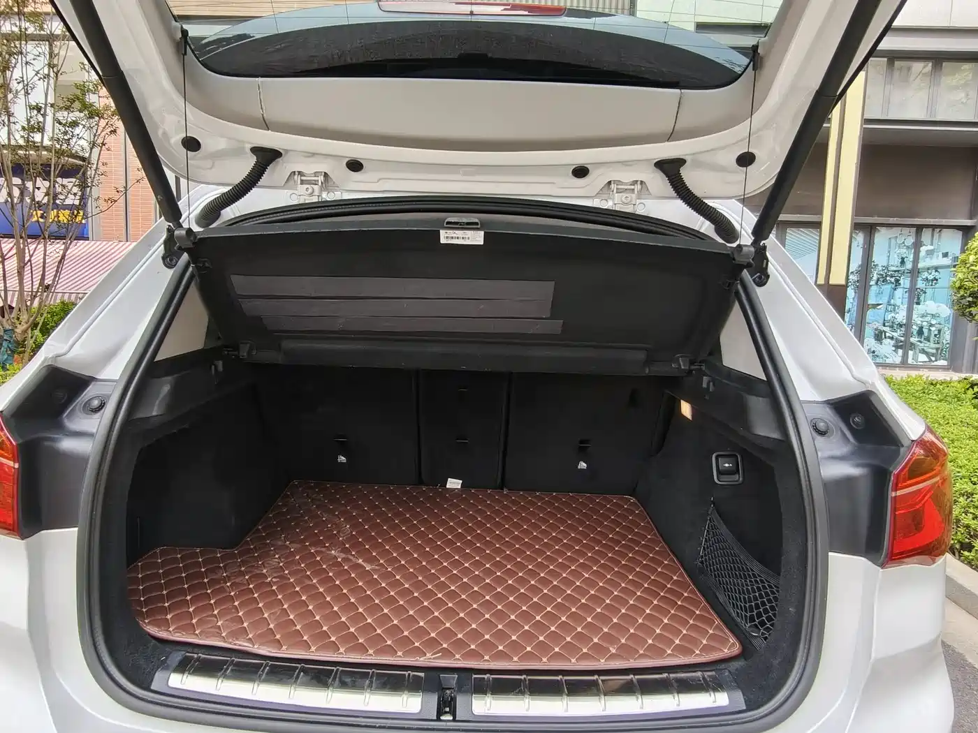 BMW X1 2018 sDrive18Li Fashion Model фото 13