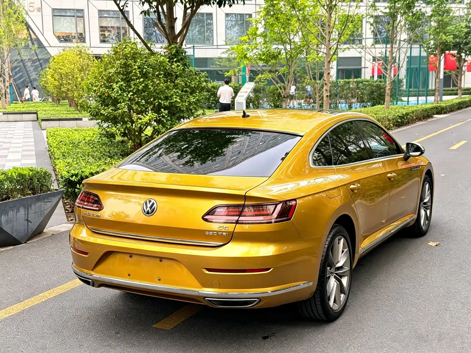 Фото 2 - Volkswagen CC