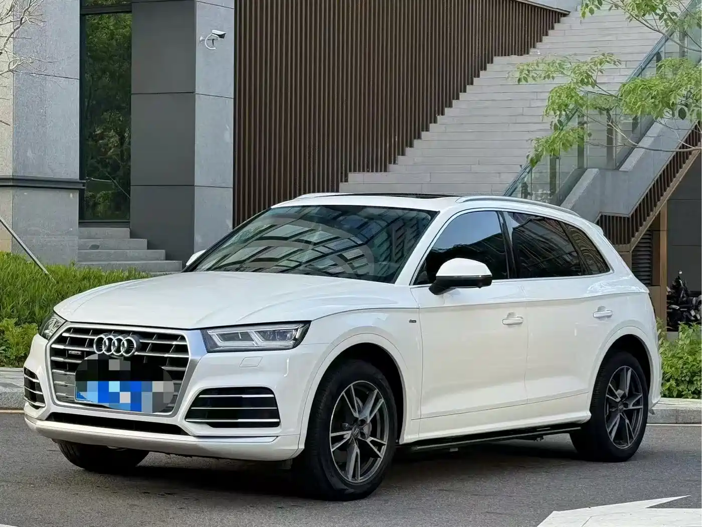 Audi Q5L 2020 40 TFSI Prestige Fashion