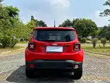 Фото 9 - Jeep Renegade