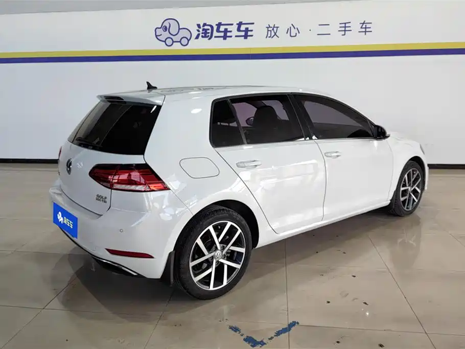 Volkswagen Golf 2020 280TSI DSG Comfort фото 3