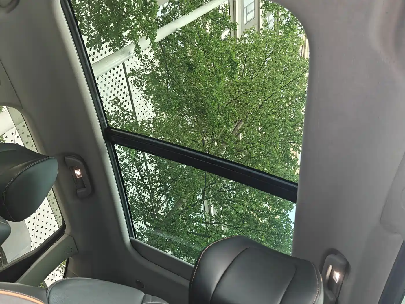 WEI PAI WEI BRAND LATTE DHT