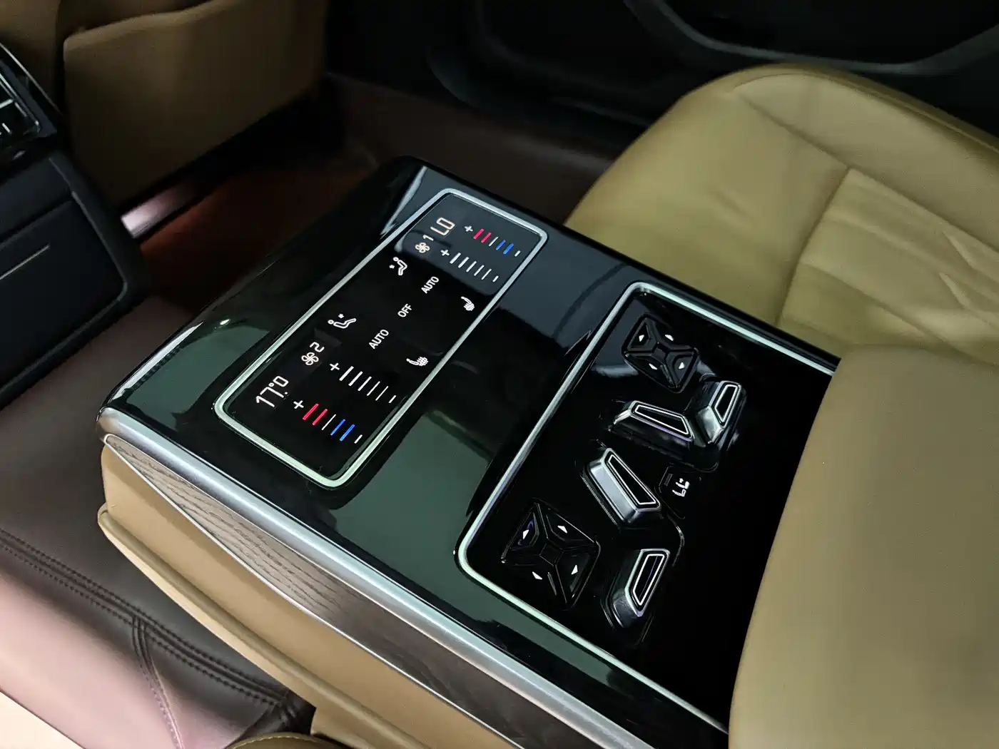 Audi A8 2019 Plus A8L 50 TFSI quattro Comfort фото 5