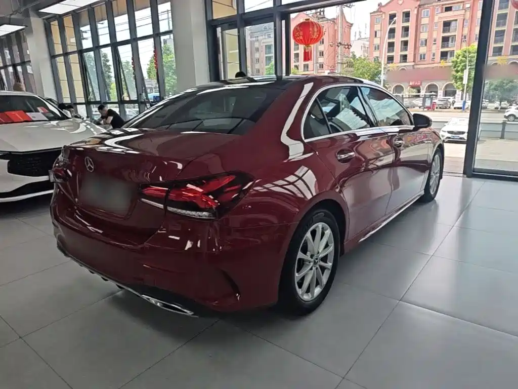 MERCEDES-BENZ CLASS A