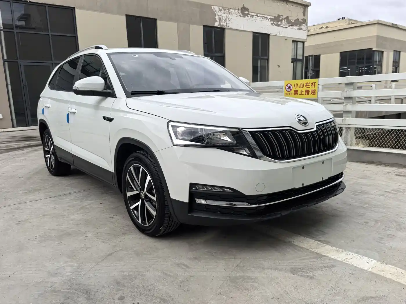 Škoda Kamiq 2023 Facelift 1.5L Auto Comfort Edition фото 3
