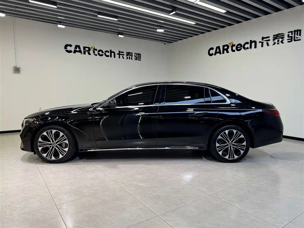Mercedes-Benz E-Class New Energy 2024 E 350 e L Plug-in Hybrid Sedan фото 7