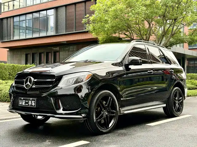 MERCEDES-BENZ GLE AMG