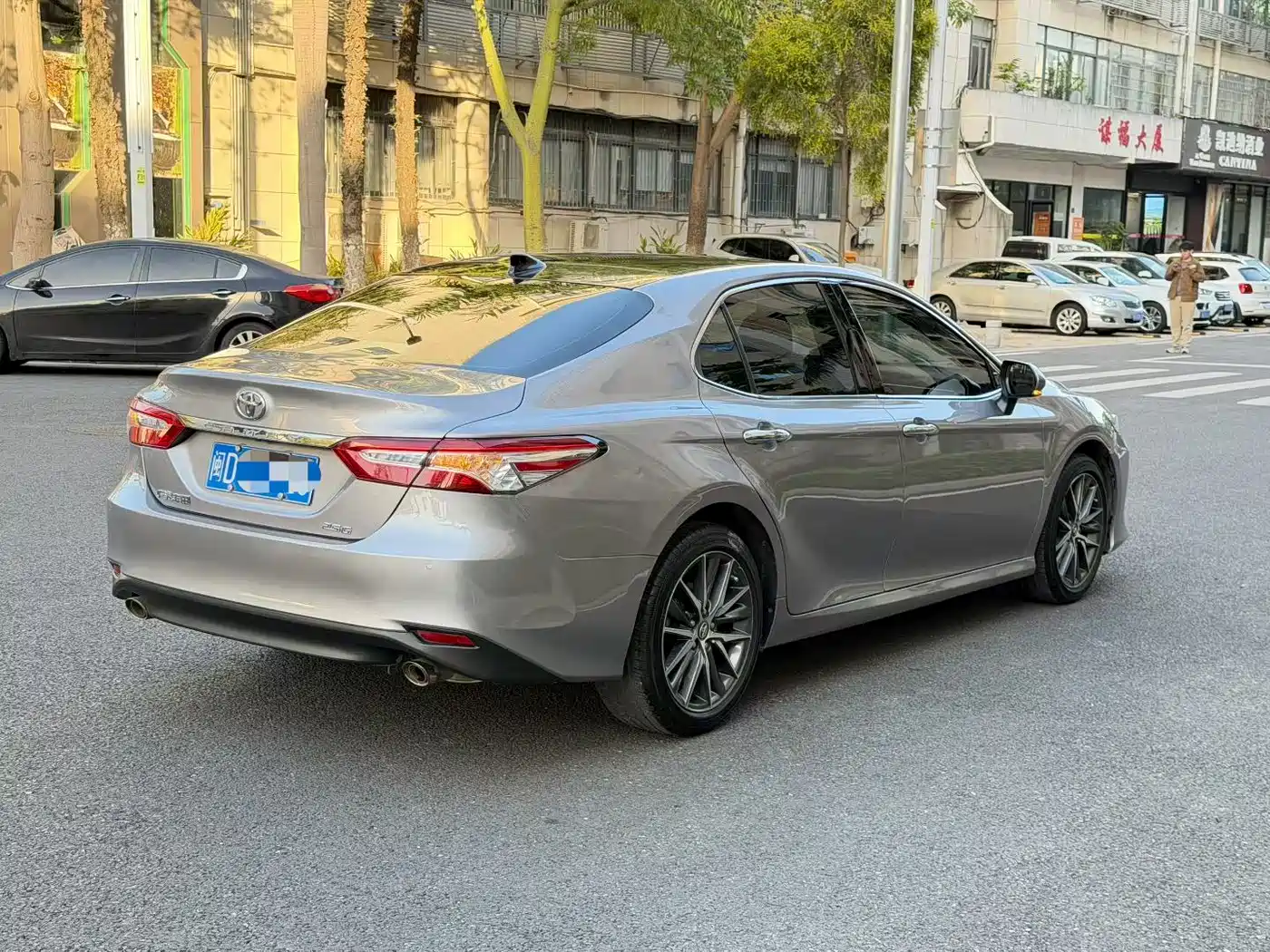 Toyota Camry 2021 2.5G Luxury Edition фото 6
