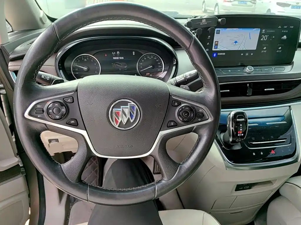 Фото 10 - Buick GL8