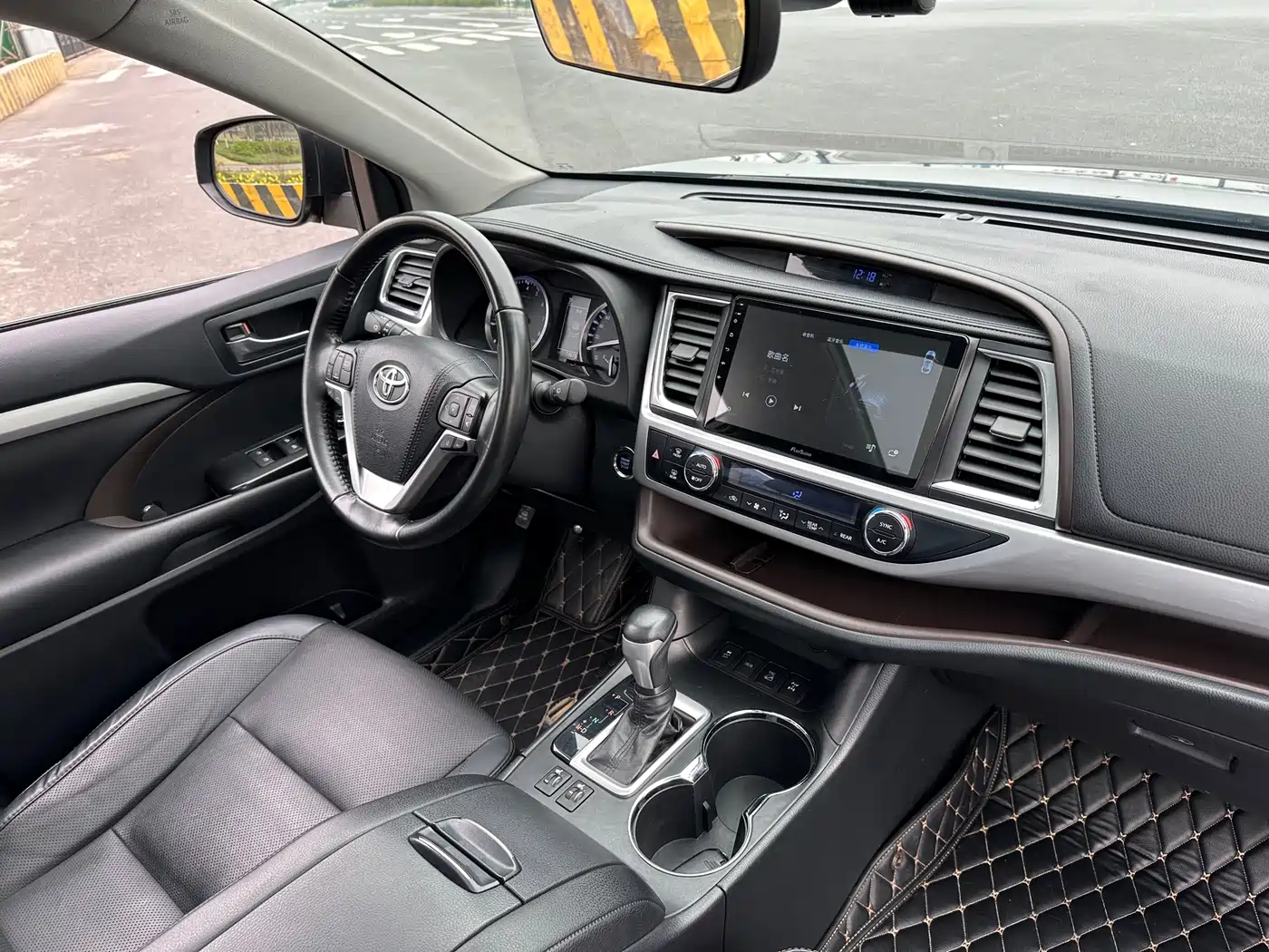Toyota Highlander 2021 2.0T AWD Luxury 7-Seater фото 11