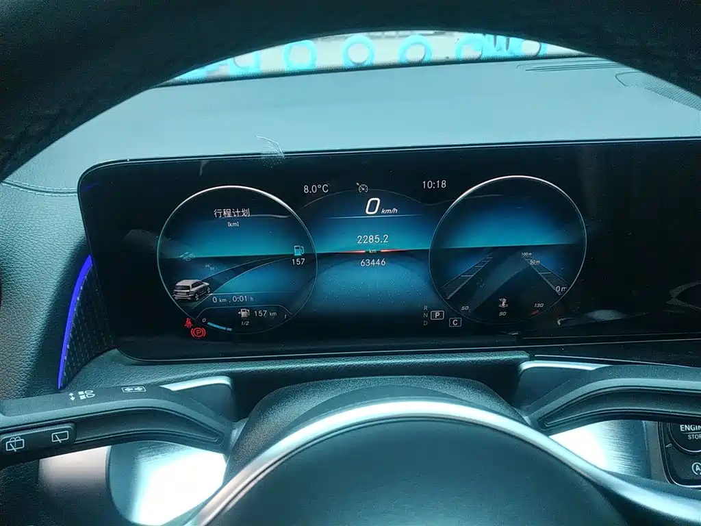 MERCEDES-BENZ GLB