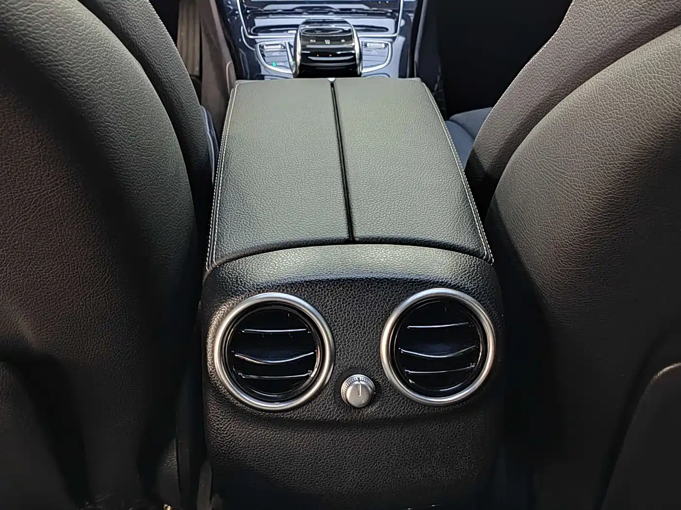 Mercedes-Benz C-Class 2018 C 200 Achievement Special Edition фото 11