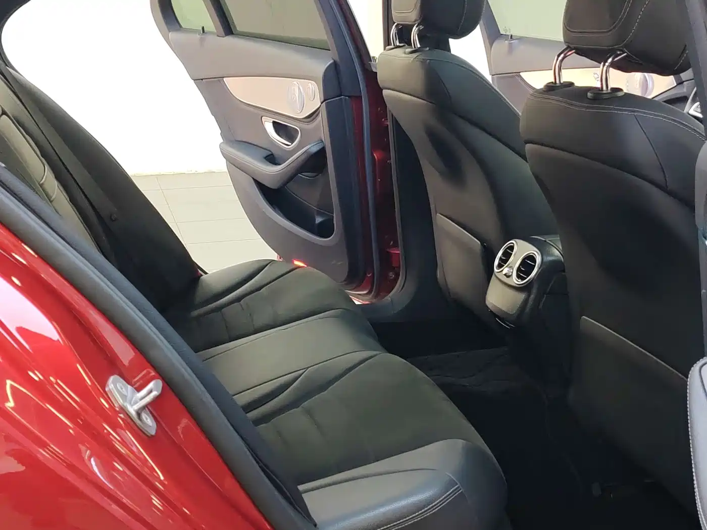 Mercedes-Benz C-Class 2018 C 200 Achievement Special Edition фото 16