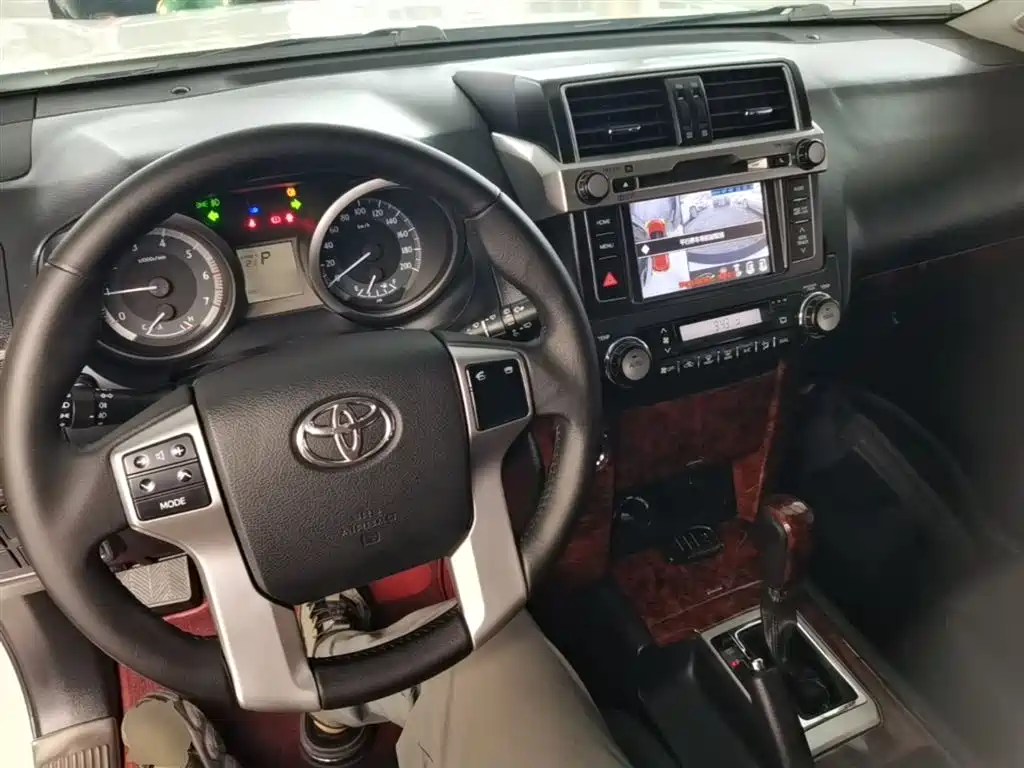 Toyota Prado 2016 2.7L Auto Luxury Edition фото 10