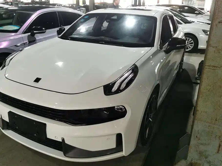 Lynk & Co 03 2019 2.0TD Auto Power Pro Version