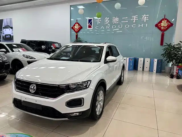 VOLKSWAGEN T ROC EXPLORING SONGS