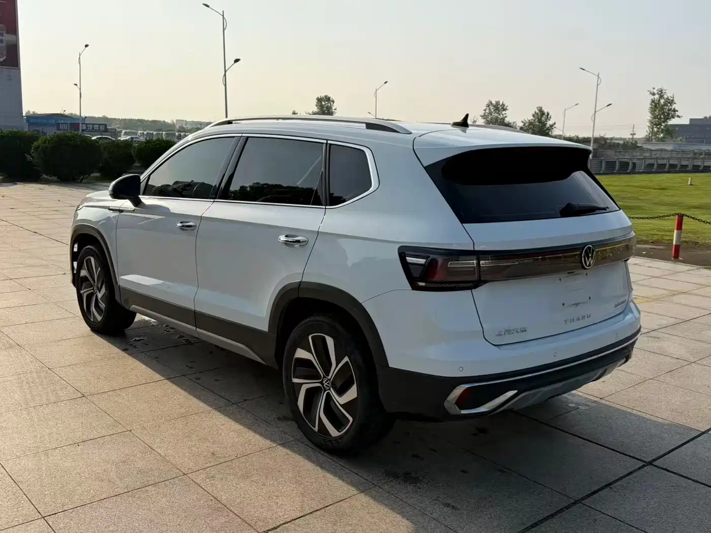 Volkswagen Tharu 2023 300TSI 2WD New Moon Edition фото 7