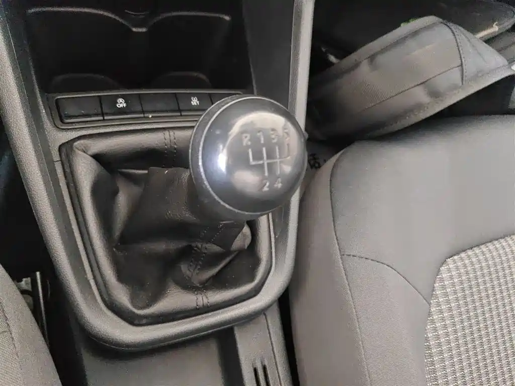 Volkswagen Santana 2019 1.5L Manual Trend China VI фото 10