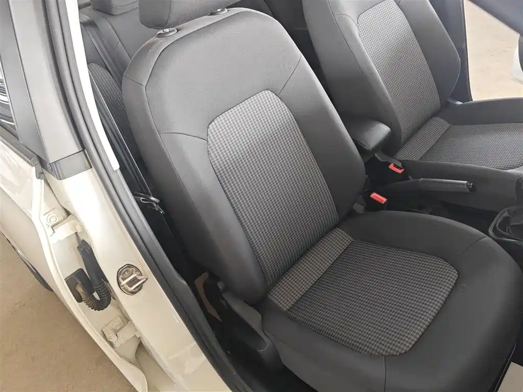 Volkswagen Santana 2019 1.5L Manual Trend China VI фото 20