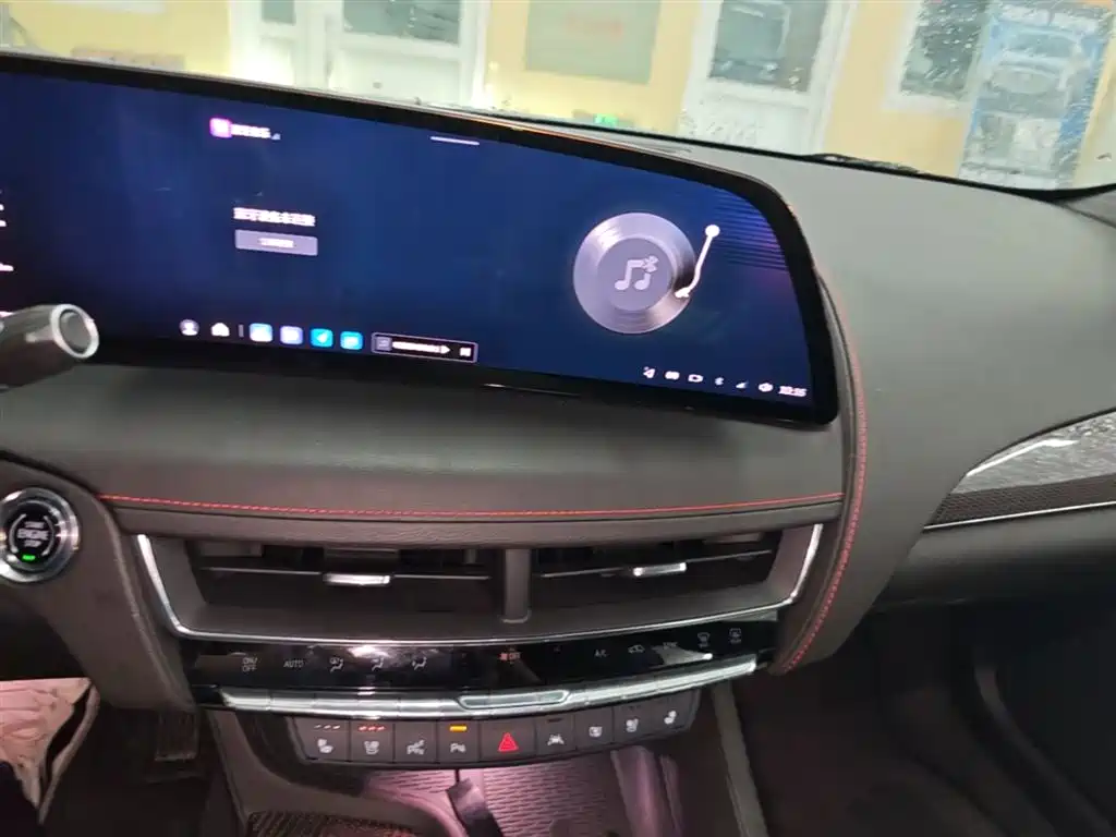 Cadillac CT5 2025 Model 28T Track Performance Edition + Peak Track Package фото 13